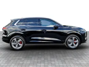 Q3 35 TFSI thumbnail