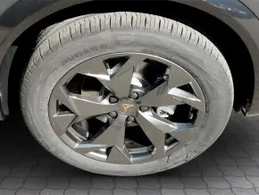 CUPRA Formentor 1.5 eTSI DSG7 mildh thumbnail