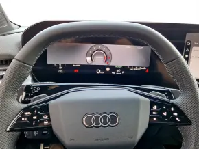 Q3 35 TFSI thumbnail