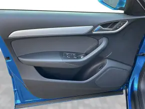 Q3 Sport 2.0 TDI quattro thumbnail