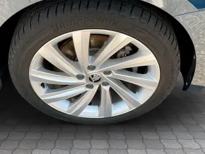 Škoda OCTAVIA iV STYLE thumbnail
