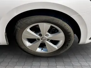 Škoda Octavia Ambition 2.0 TDI Small Fleet thumbnail