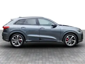 Q5 40 TFSI quattro thumbnail