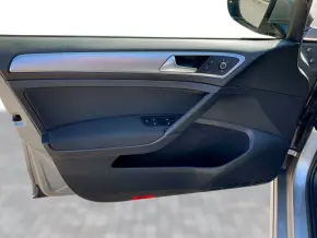 VW Golf Var.Trendline1.0 TSI DSG thumbnail