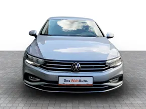 VW Passat Highline1.5 TSI ACT DSG thumbnail
