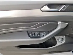 VW Passat Var. Highline 2.0 TDI DSG thumbnail