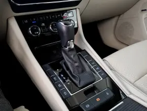 Škoda Superb L&K 2.0 TSI DSG thumbnail