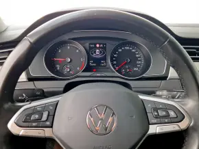 VW Passat Var. Highline 2.0 TDI DSG thumbnail