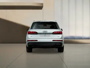 Q7 PI S line 50 TDI quattro thumbnail