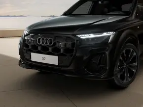 Q7 PI S line 50 TDI quattro thumbnail