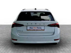 Škoda OCTAVIA COMBI AMBITION 2.0 TDI DSG thumbnail