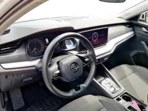Škoda OCTAVIA COMBI AMBITION 2.0 TDI DSG thumbnail