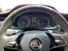 Škoda OCTAVIA COMBI AMBITION 2.0 TDI DSG thumbnail