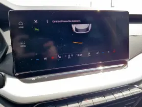 Škoda OCTAVIA COMBI AMBITION 2.0 TDI DSG thumbnail