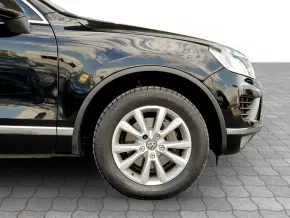 VW Touareg Mountain V6 TDI BMT thumbnail