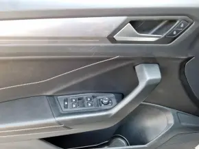 VW T-Roc Style 2.0 TSI 4Mot DSG thumbnail