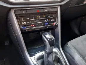 VW T-Roc Style 2.0 TSI 4Mot DSG thumbnail