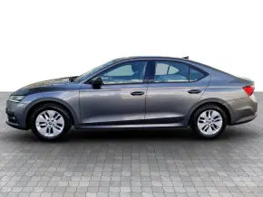Škoda OCTAVIA AMBITION 2.0 TDI DSG thumbnail