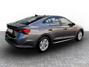 Škoda OCTAVIA AMBITION 2.0 TDI DSG thumbnail
