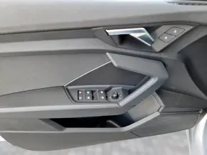 Audi A3 Sportback 30 TDI thumbnail