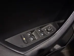 Škoda KAROQ STYLE 1.5 TSI DSG thumbnail