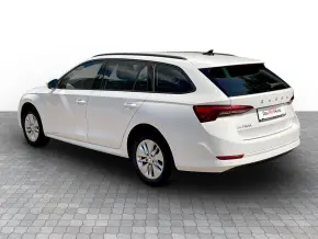 Škoda OCTAVIA COMBI AMBITION 2.0 TDI DSG thumbnail