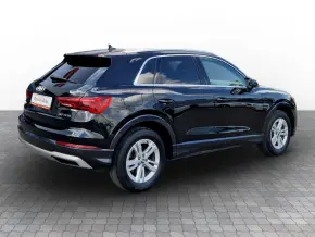 Audi Q3 Advanced 35 TFSI thumbnail