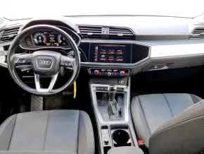 Audi Q3 Advanced 35 TFSI thumbnail