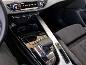 Audi A4 35 TFSI thumbnail