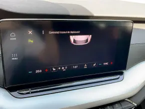 Škoda OCTAVIA COMBI AMBITION 2.0 TDI DSG thumbnail