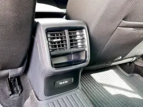 Škoda OCTAVIA COMBI AMBITION 2.0 TDI DSG thumbnail