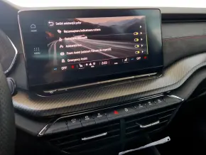 Škoda OCTAVIA Combi 4x4 RS TDI DSG thumbnail