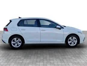 VW Golf Life 1.5 TSI ACT thumbnail