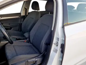 VW Golf Life 1.5 TSI ACT thumbnail