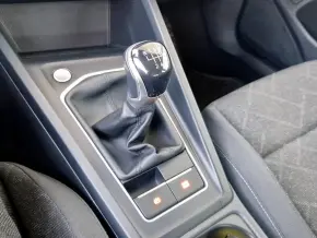 VW Golf Life 1.5 TSI ACT thumbnail