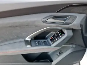 Q5 Sportback 40 TFSI quattro thumbnail