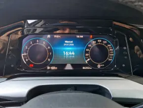 VW Golf Life 1.5 TSI ACT thumbnail