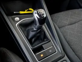 VW Golf Life 1.5 TSI ACT thumbnail