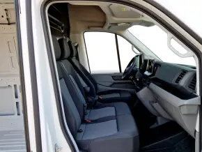 VW Crafter 3.5 Furgon L4H3 FWD 103kW thumbnail