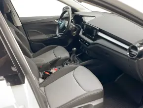 Škoda FABIA AMBITION 1.0 TSI thumbnail