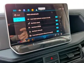 VW Crafter 3.5 Furgon L4H3 FWD 103kW thumbnail