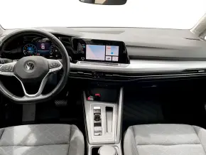 VW Golf Life 1.5 eTSI ACT DSG mild hyb thumbnail