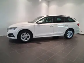 Škoda OCTAVIA COMBI AMBITION 2.0 TDI DSG thumbnail