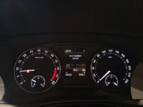 Škoda OCTAVIA COMBI AMBITION 2.0 TDI DSG thumbnail