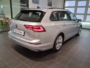VW Golf Var.Style mildHy. 1.5 eTSI ACT DSG thumbnail