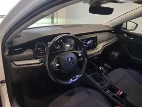 Škoda OCTAVIA COMBI AMBITION 2.0 TDI thumbnail