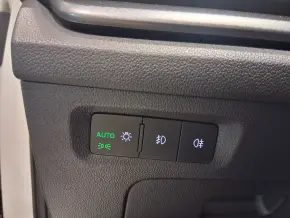 Škoda OCTAVIA COMBI AMBITION 2.0 TDI thumbnail
