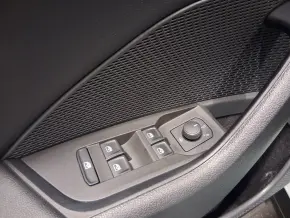 Škoda OCTAVIA COMBI AMBITION 2.0 TDI DSG thumbnail