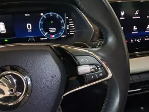 Škoda OCTAVIA COMBI STYLE 2.0 TDI DSG thumbnail