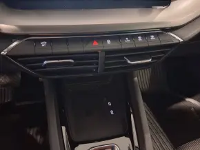 Škoda OCTAVIA COMBI AMBITION 2.0 TDI DSG thumbnail